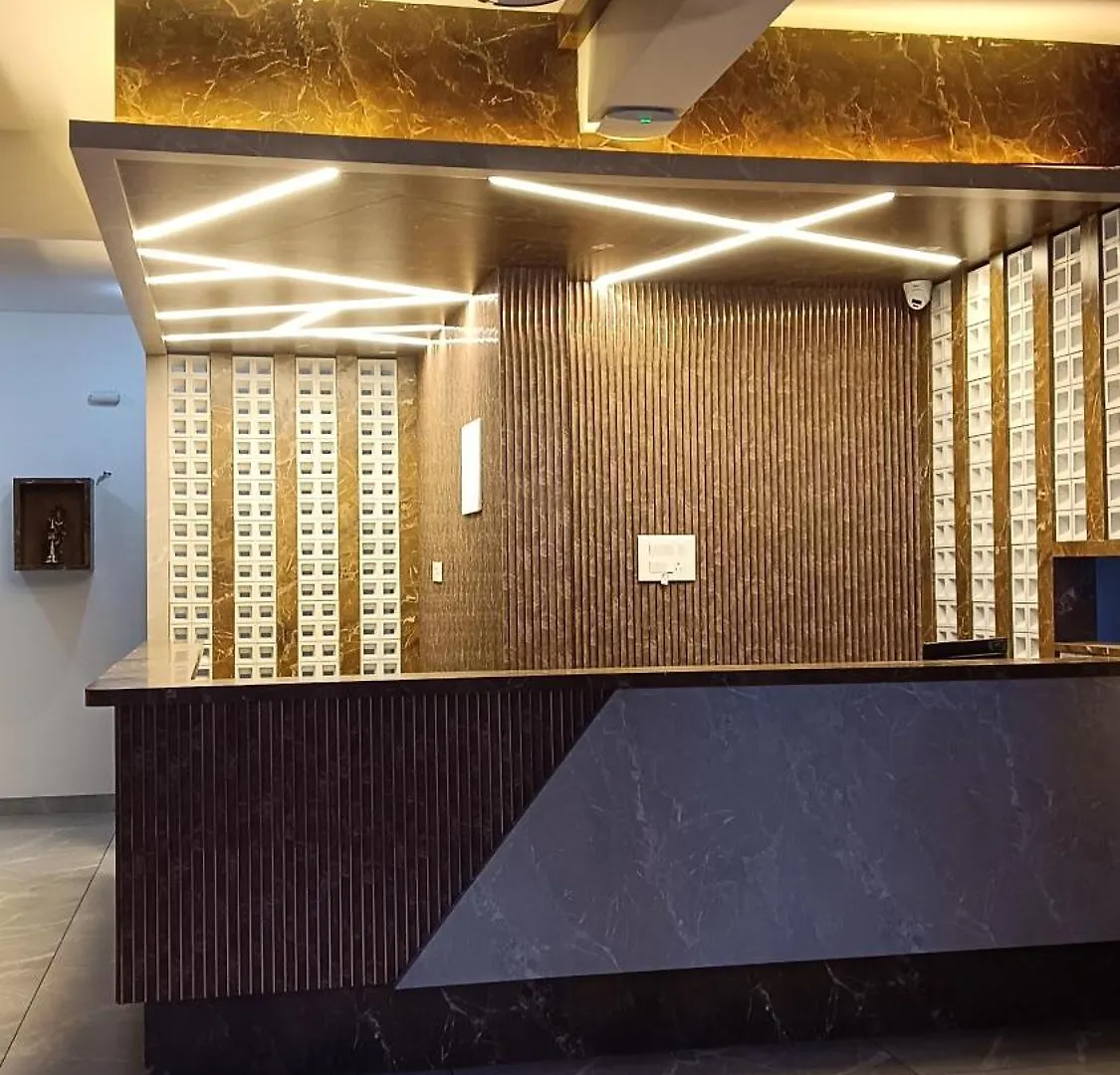 Sreeja Myst Hotel Athirappilly